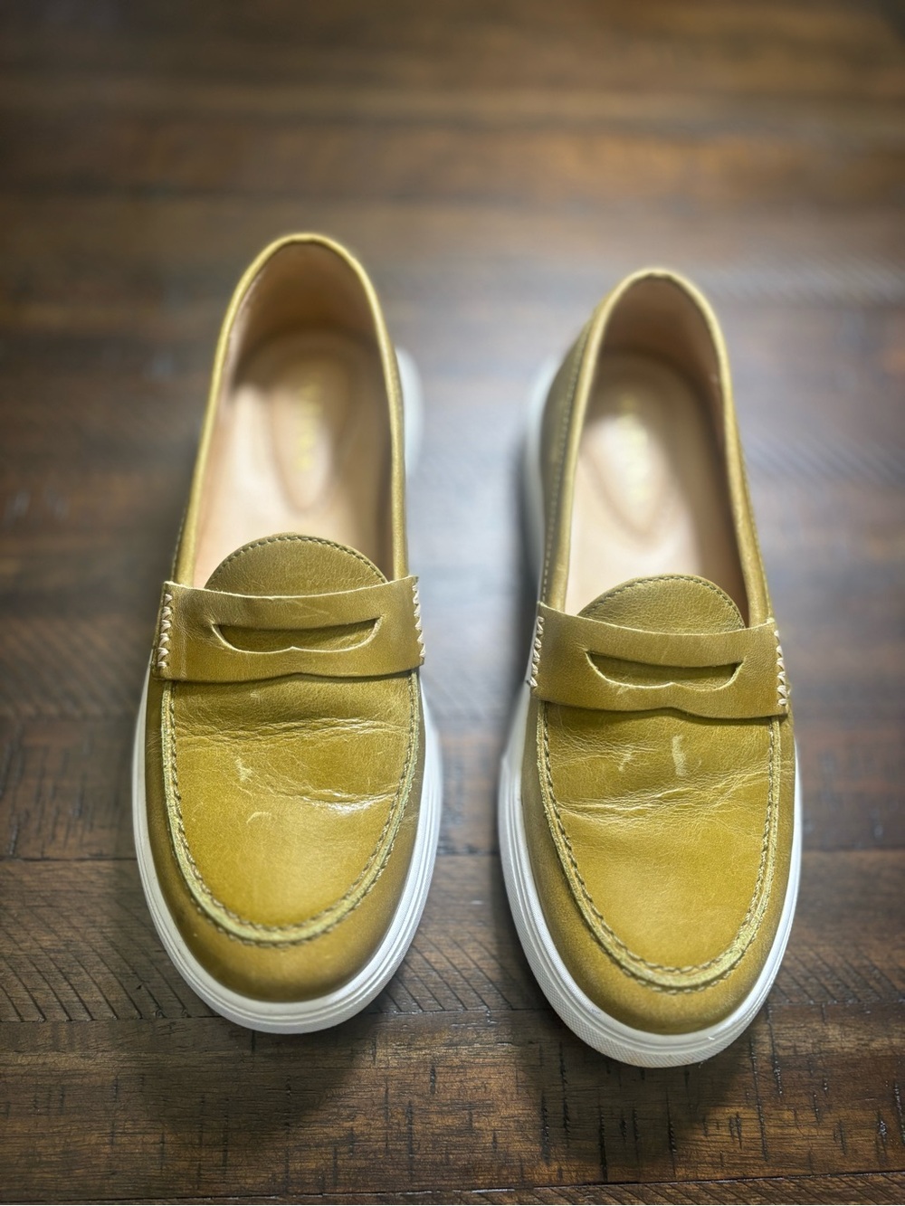 Patina Women’s Yellow Slip-On Loafer Sneakers USA 6